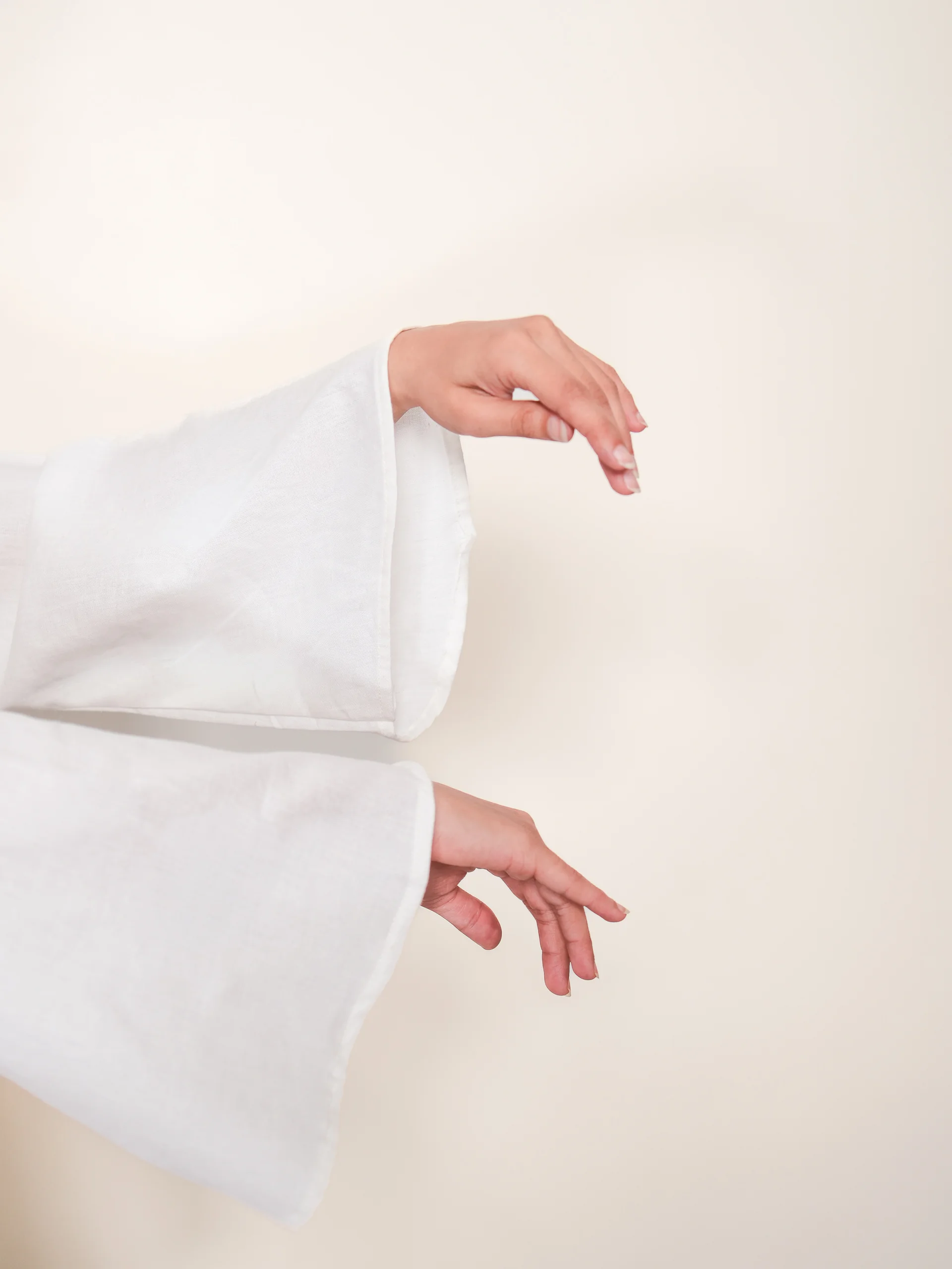 Sukoon Embroidered Bell Sleeved Kurta Set view 4